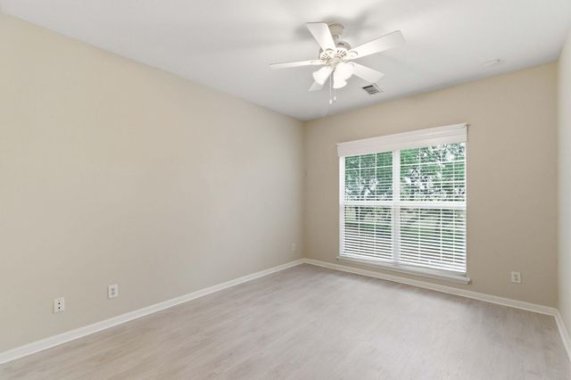 700 Daniel Ellis Drive Apt 8106, Charleston, SC 29412
