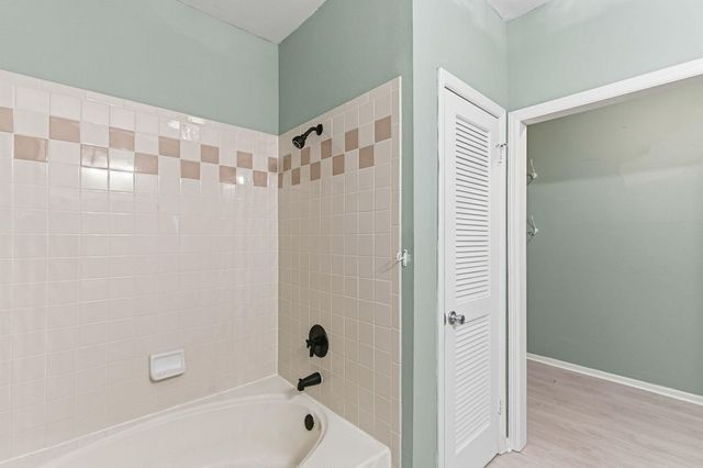 700 Daniel Ellis Drive Apt 8106, Charleston, SC 29412