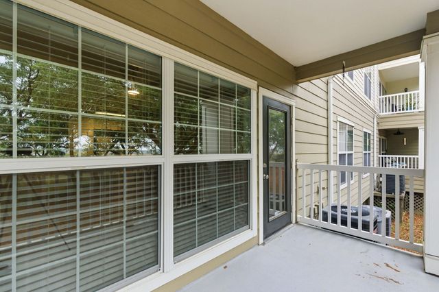 700 Daniel Ellis Drive Apt 8106, Charleston, SC 29412