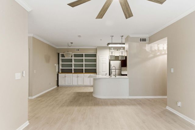 700 Daniel Ellis Drive Apt 8106, Charleston, SC 29412