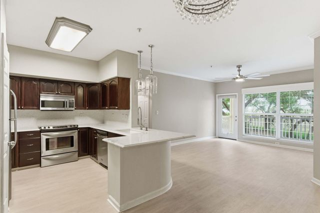 700 Daniel Ellis Drive Apt 8106, Charleston, SC 29412