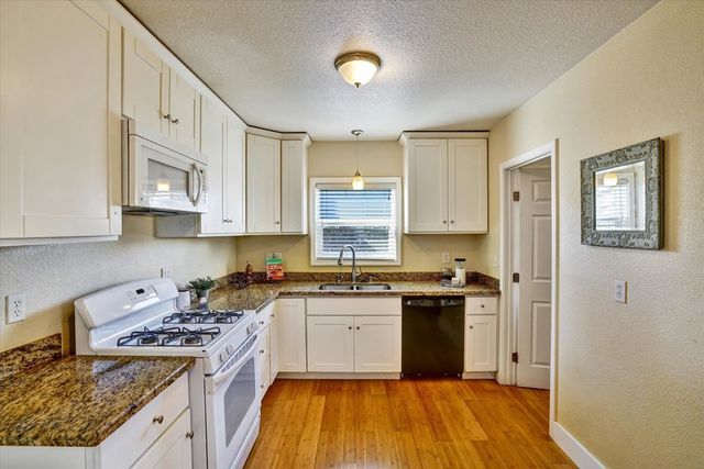 445 445 W Lowell Ave, Tracy, CA 95376