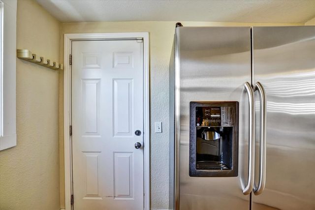 445 445 W Lowell Ave, Tracy, CA 95376