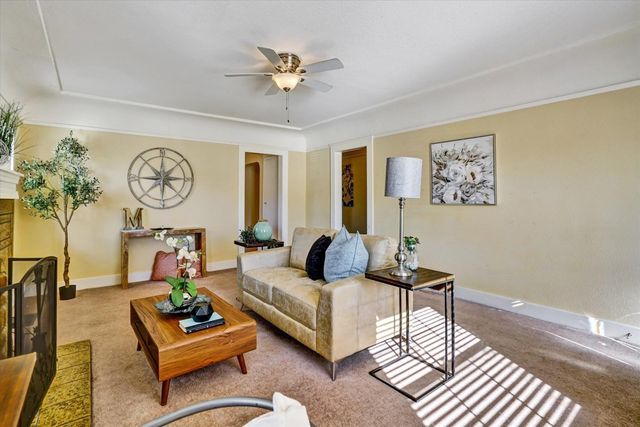 445 445 W Lowell Ave, Tracy, CA 95376