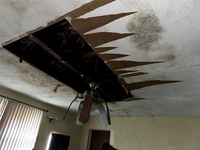 3271 NW 102nd St, Miami, FL 33147