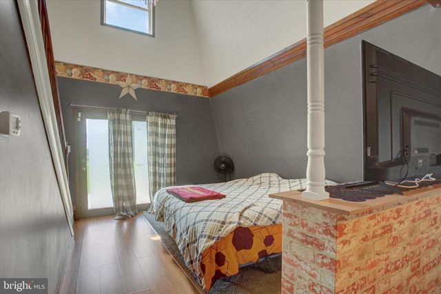 4521 FORT MCCORD RD, Chambersburg, PA 17202