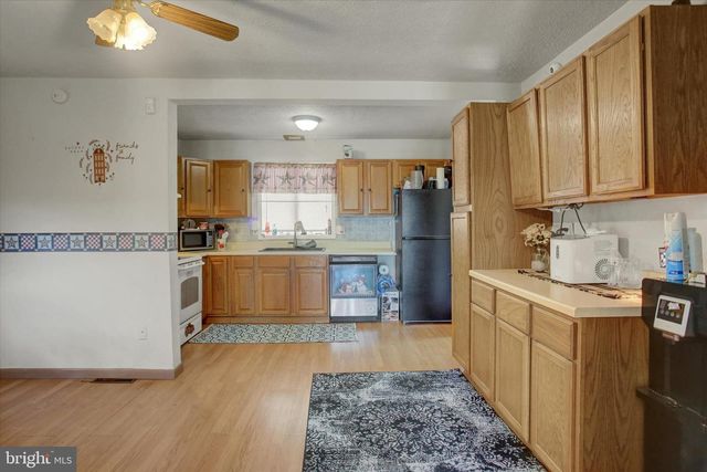 4521 FORT MCCORD RD, Chambersburg, PA 17202