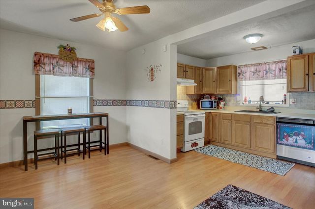 4521 FORT MCCORD RD, Chambersburg, PA 17202