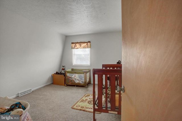 4521 FORT MCCORD RD, Chambersburg, PA 17202