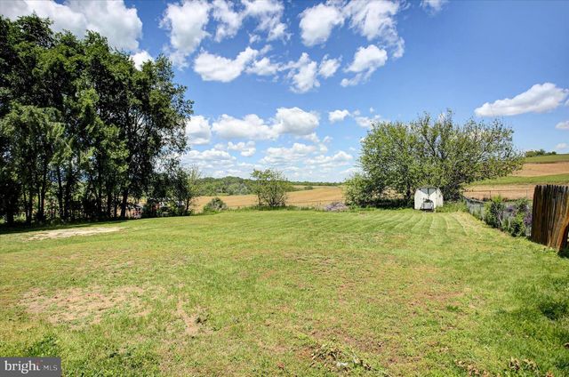 4521 FORT MCCORD RD, Chambersburg, PA 17202