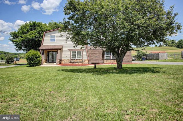 4521 FORT MCCORD RD, Chambersburg, PA 17202