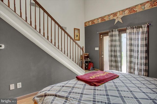 4521 FORT MCCORD RD, Chambersburg, PA 17202