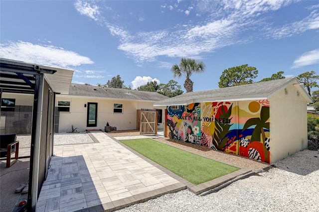 2121 PALM TERRACE, Sarasota, FL 34231