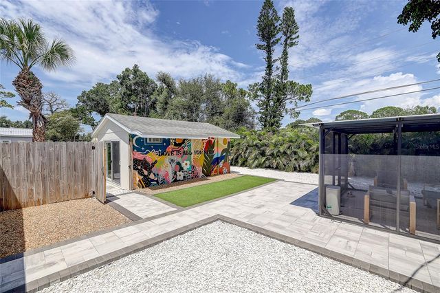 2121 PALM TERRACE, Sarasota, FL 34231