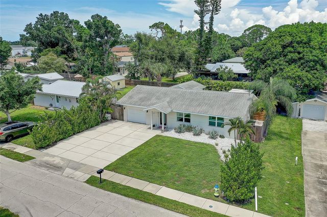 2121 PALM TERRACE, Sarasota, FL 34231