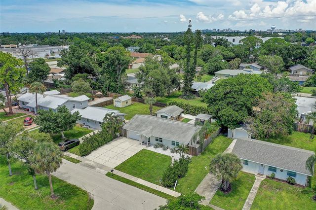2121 PALM TERRACE, Sarasota, FL 34231