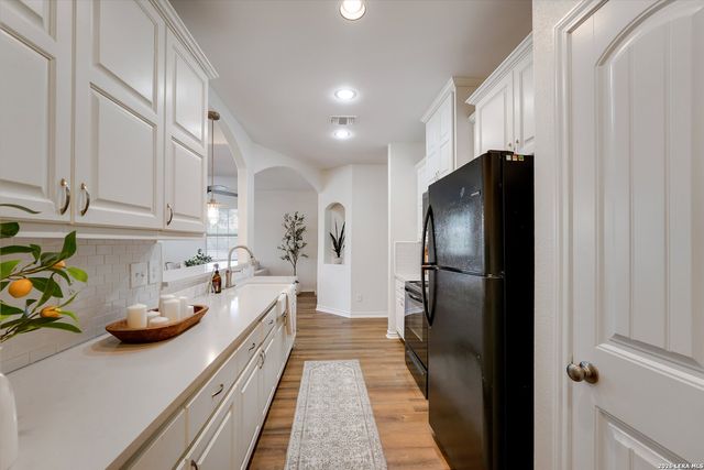 8827 Wilma Jean Dr, San Antonio, TX 78224