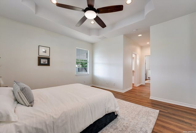 8827 Wilma Jean Dr, San Antonio, TX 78224