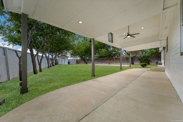 8827 Wilma Jean Dr, San Antonio, TX 78224