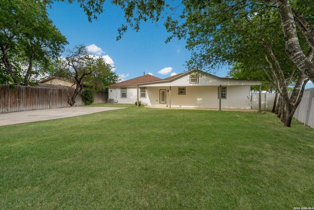 8827 Wilma Jean Dr, San Antonio, TX 78224