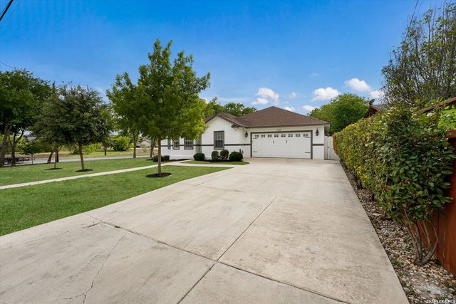 8827 Wilma Jean Dr, San Antonio, TX 78224