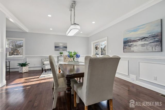 239 Suttons Lane, Edison, NJ 08817