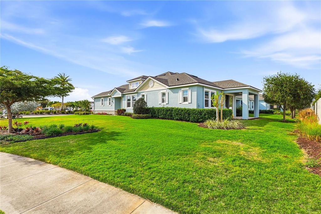 Image 3 of property listing at 3664 TIN CUP BOULEVARD, Sarasota, FL 34232