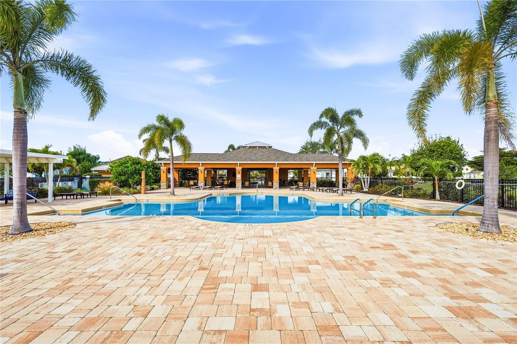 Image 23 of property listing at 3664 TIN CUP BOULEVARD, Sarasota, FL 34232
