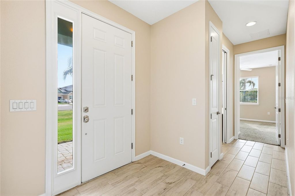 Image 4 of property listing at 3664 TIN CUP BOULEVARD, Sarasota, FL 34232