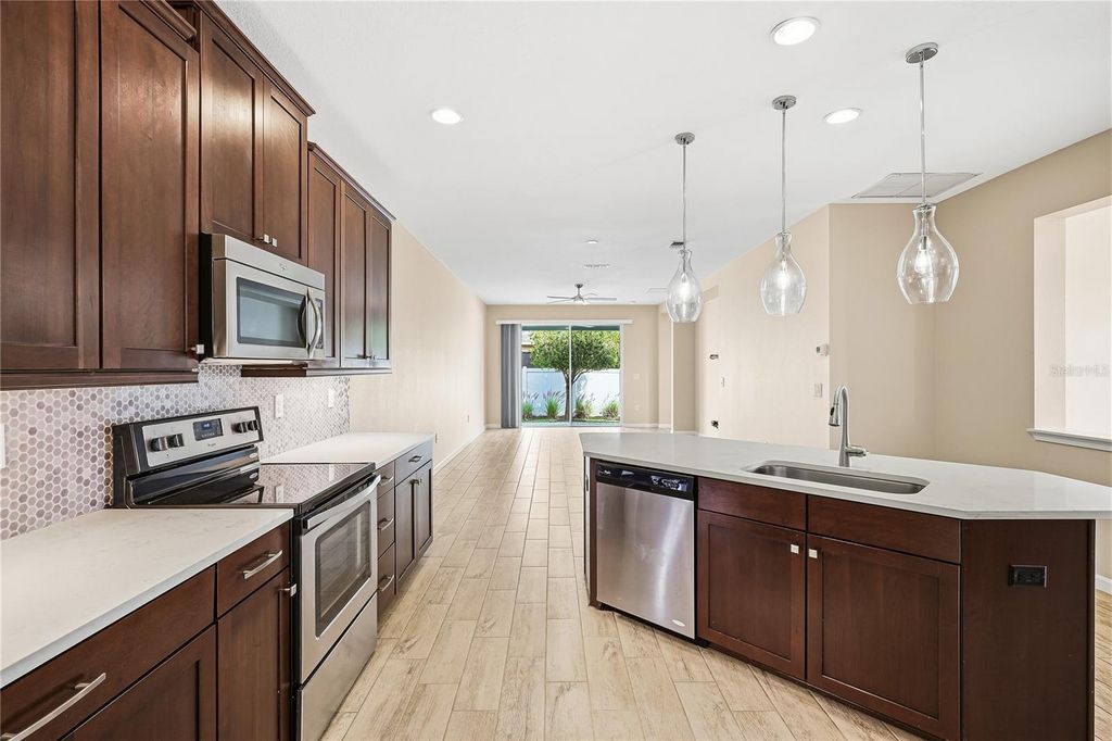 Image 6 of property listing at 3664 TIN CUP BOULEVARD, Sarasota, FL 34232