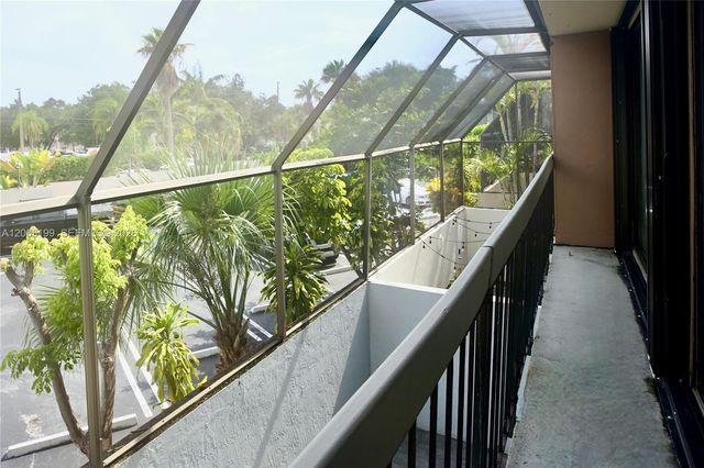 3186 Bird Ave 13, Miami, FL 33133