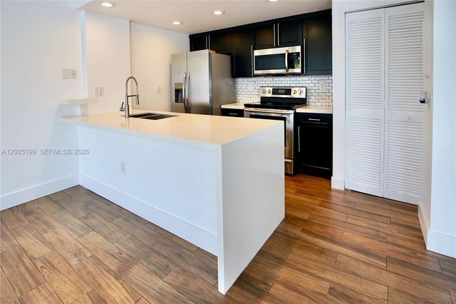 3186 Bird Ave 13, Miami, FL 33133