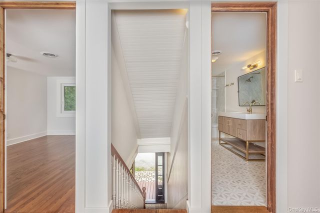 405 Vista Maria Road, Cragsmoor, NY 12420