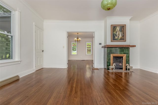 405 Vista Maria Road, Cragsmoor, NY 12420