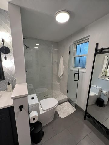3745 SW 6TH PLACE, Gainesville, FL 32607