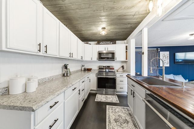 910 Markham Street, Ward, AR 72176