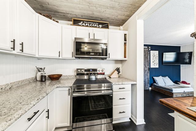 910 Markham Street, Ward, AR 72176