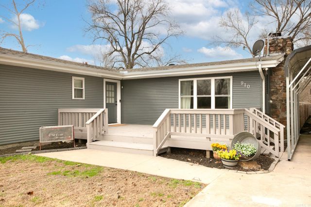 910 Markham Street, Ward, AR 72176