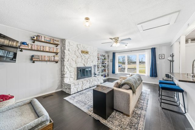 910 Markham Street, Ward, AR 72176