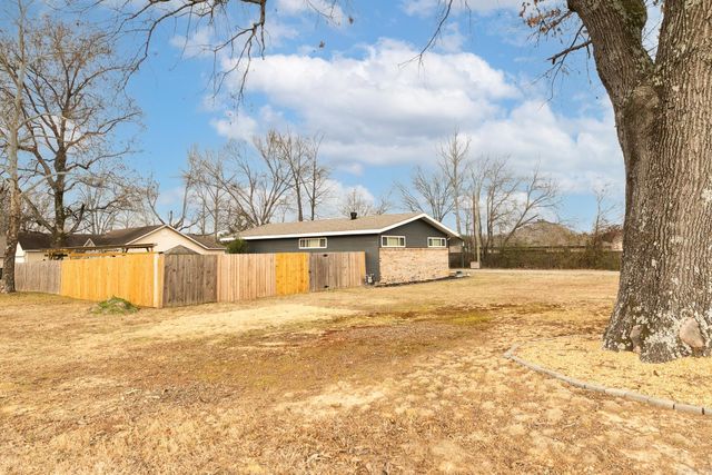 910 Markham Street, Ward, AR 72176