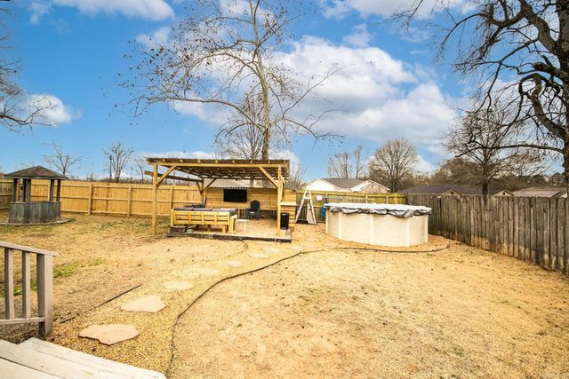 910 Markham Street, Ward, AR 72176