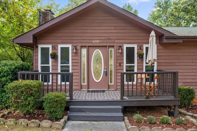 6221 Celtic Drive, Chattanooga, TN 37416