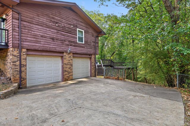 6221 Celtic Drive, Chattanooga, TN 37416