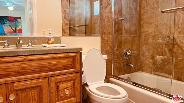 4324 Saltillo Street, Woodland Hills (los Angeles), CA 91364
