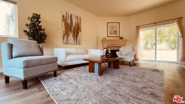 4324 Saltillo Street, Woodland Hills (los Angeles), CA 91364