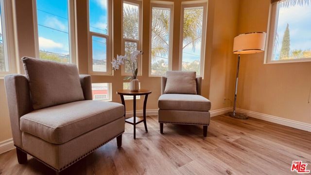 4324 Saltillo Street, Woodland Hills (los Angeles), CA 91364