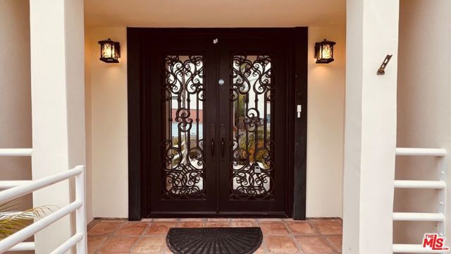 4324 Saltillo Street, Woodland Hills (los Angeles), CA 91364