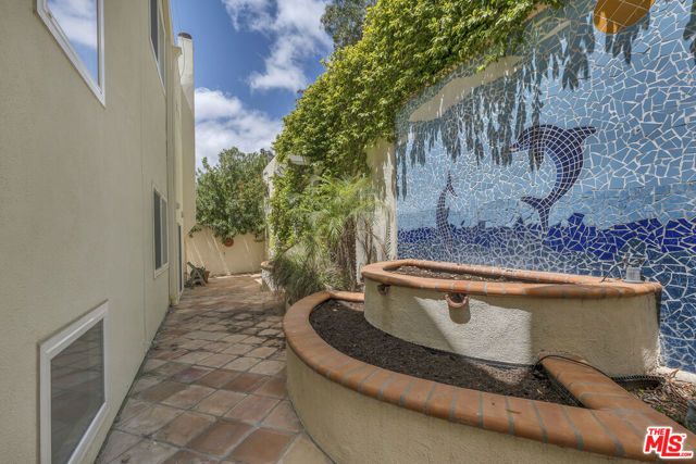 4324 Saltillo Street, Woodland Hills (los Angeles), CA 91364