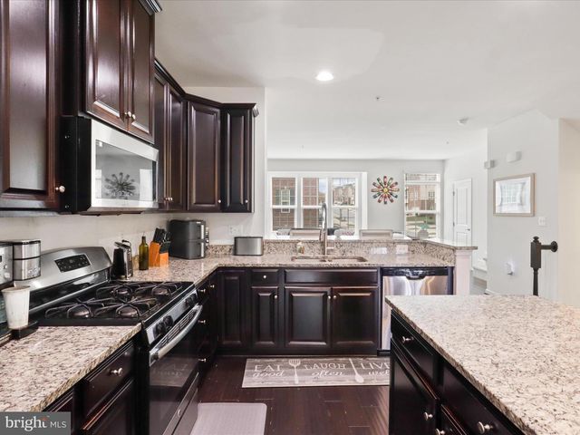 908 EVERS AVE, Capitol Heights, MD 20743