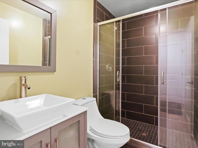 908 EVERS AVE, Capitol Heights, MD 20743